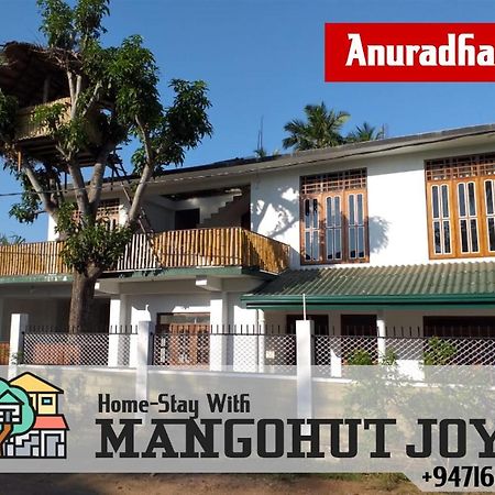 Hôtel Mangohut Joy à Anurâdhapura Extérieur photo