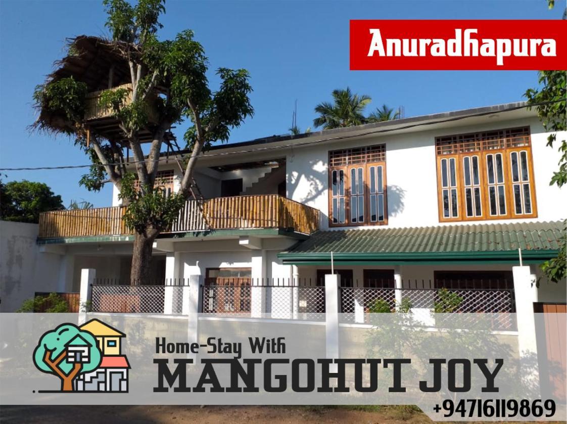 Hôtel Mangohut Joy à Anurâdhapura Extérieur photo